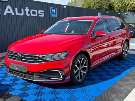 2022 Volkswagen Passat - photo 2