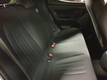 2021 Toyota Yaris - photo 11