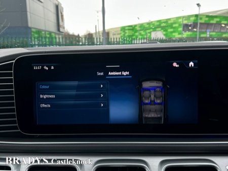 2025 Mercedes-Benz GLE - photo 24