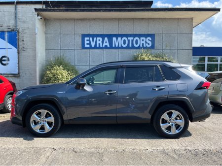 2020 Toyota RAV4 - photo 6