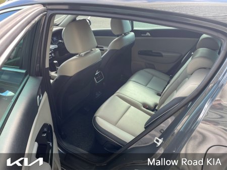 2021 Kia Sportage - photo 8
