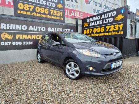 2011 Ford Fiesta - photo 3