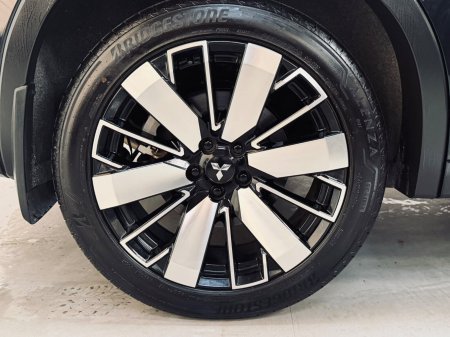 2023 Mitsubishi Outlander - photo 31