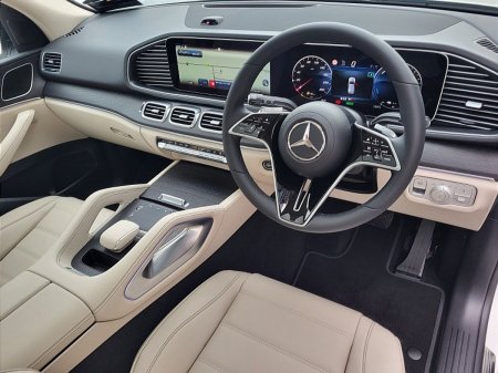 2026 Mercedes-Benz GLE - photo 2
