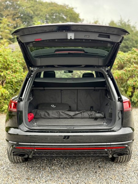 2024 Volkswagen Touareg - photo 47
