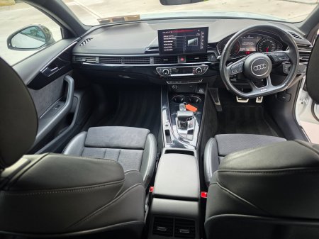 2022 Audi A4 - photo 7