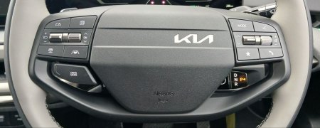 2027 Kia EV4 - photo 12