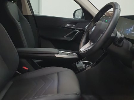 2026 BMW iX1 - photo 7