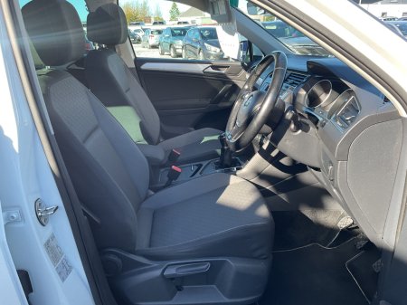 2017 Volkswagen Tiguan - photo 17
