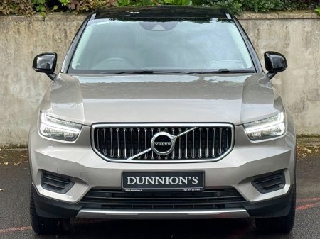 2022 Volvo XC40 - photo 2