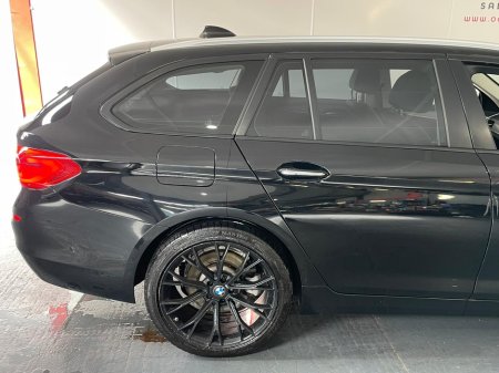 2018 BMW 5-Series - photo 9