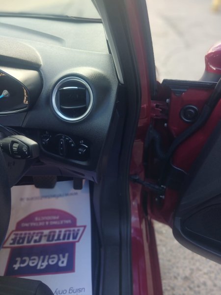 2014 Ford Fiesta - photo 6