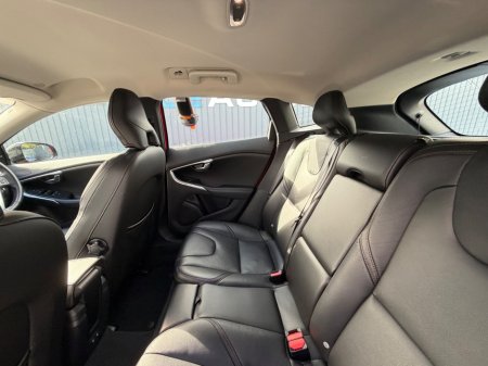2019 Volvo V40 - photo 40