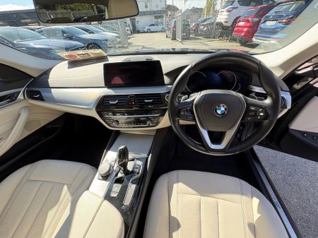 2018 BMW 5-Series - photo 15