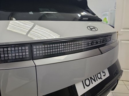 2027 Hyundai IONIQ 5 - photo 9