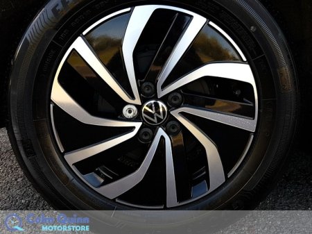 2025 Volkswagen Polo - photo 2