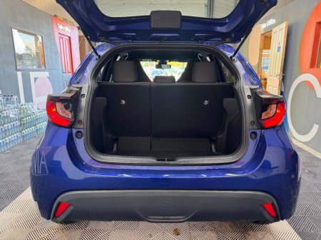 2021 Toyota Yaris - photo 7