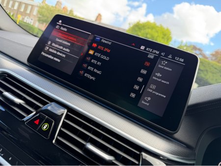2023 BMW 5-Series - photo 22
