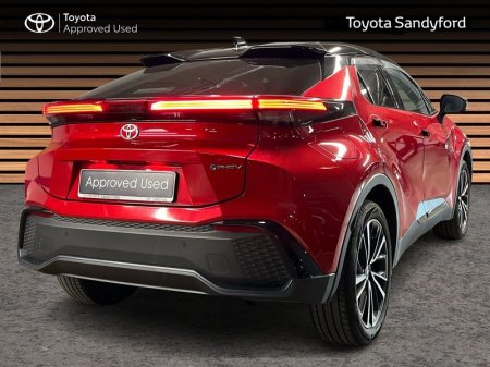 2025 Toyota C-HR - photo 2