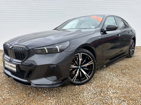 2024 BMW 5-Series - photo 29
