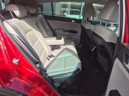 2021 Kia Sportage - photo 13