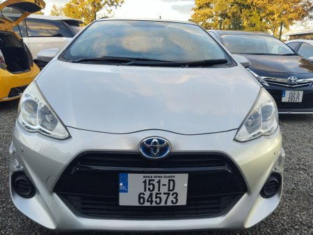 2015 Toyota Aqua - photo 18