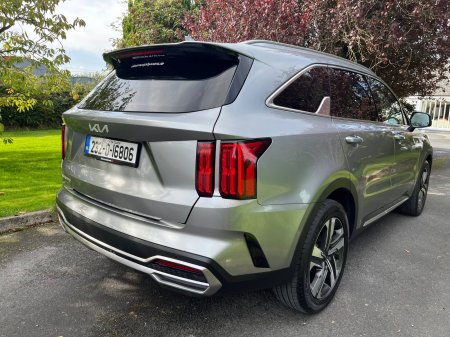 2023 Kia Sorento - photo 3