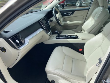 2019 Volvo V60 - photo 9