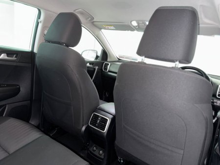 2021 Kia Sportage - photo 6