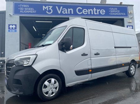 2023 Renault Master