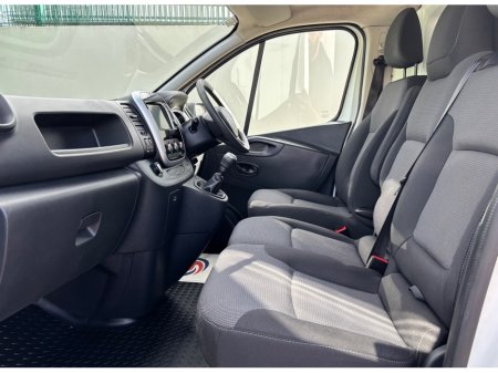 2021 Renault Trafic - photo 12