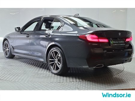 2022 BMW 5-Series - photo 17