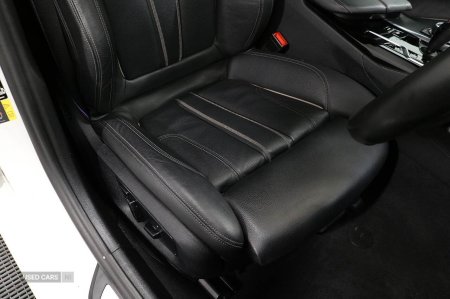 2022 BMW 5-Series - photo 15