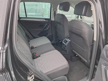 2023 Volkswagen Tiguan - photo 11