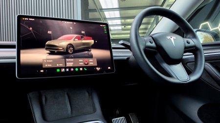 2023 Tesla Model Y - photo 30