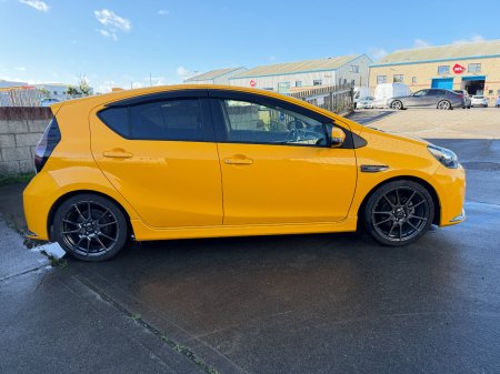 2016 Toyota Aqua - photo 4