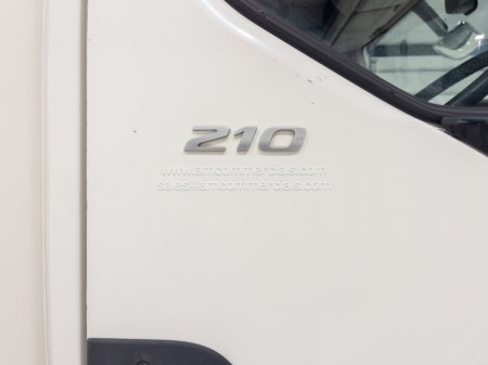 2018 DAF LF 210 - photo 13