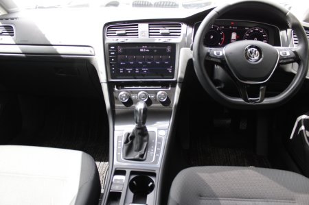 2019 Volkswagen Golf - photo 17
