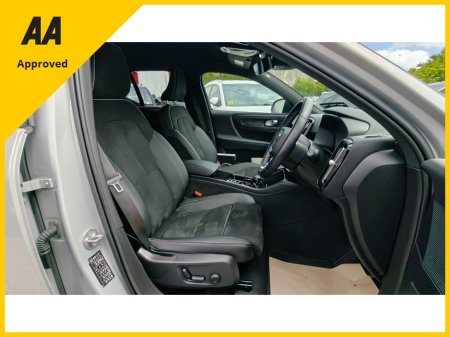 2023 Volvo XC40 - photo 19