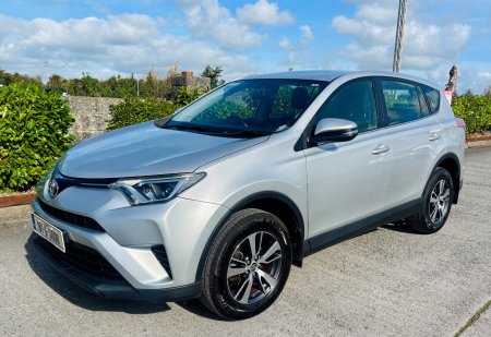 2016 Toyota RAV4 - photo 3