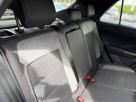 2021 Volkswagen T-Roc - photo 34