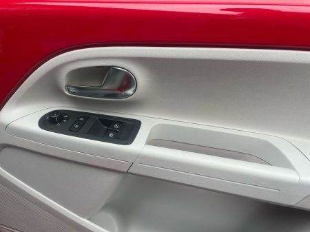 2015 Volkswagen up! - photo 11