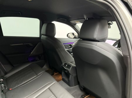 2025 BMW 5-Series - photo 11