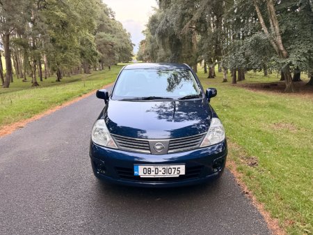 2008 Nissan Tiida - photo 2