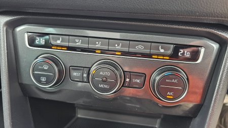 2017 Volkswagen Tiguan - photo 12
