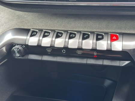 2025 Peugeot 5008 - photo 10