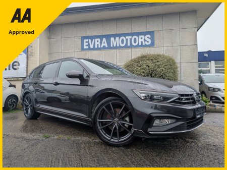 2023 Volkswagen Passat R-LINE AUTOMATIC 2.0 DIESEL//HIGH SPEC//FULL LEATHER HEATED SEATS//MASSAGE DRIVERS SEAT//SURROUND PA