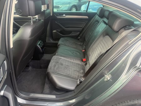 2017 Volkswagen Passat - photo 17
