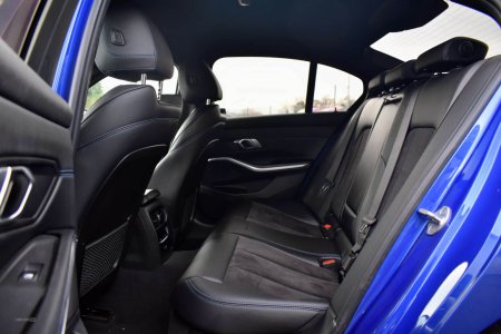 2023 BMW 3-Series - photo 13
