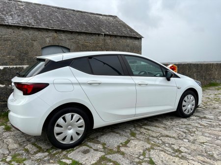 2022 Opel Astra - photo 4